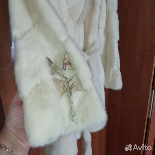 Шуба норковая 42 44 белая