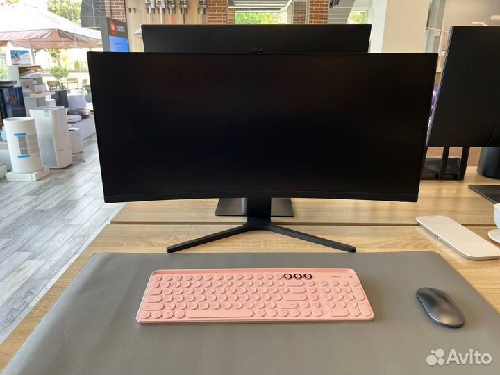 Redmi Curved Display 30 200Hz