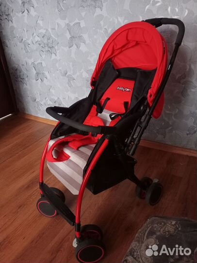 Коляска лёгкая