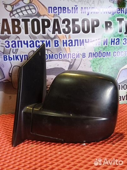 Зеркало левое Hyundai Grand Starex Н1