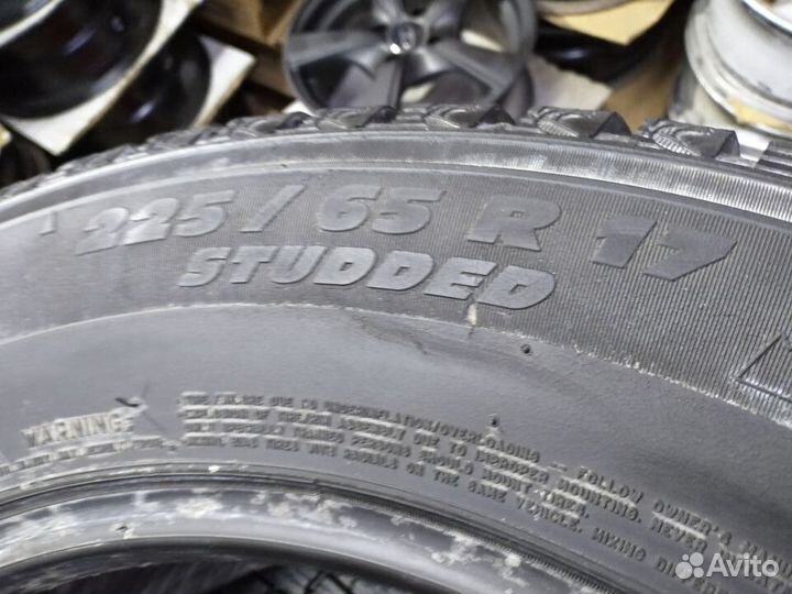 Michelin X-Ice North 2 225/65 R17