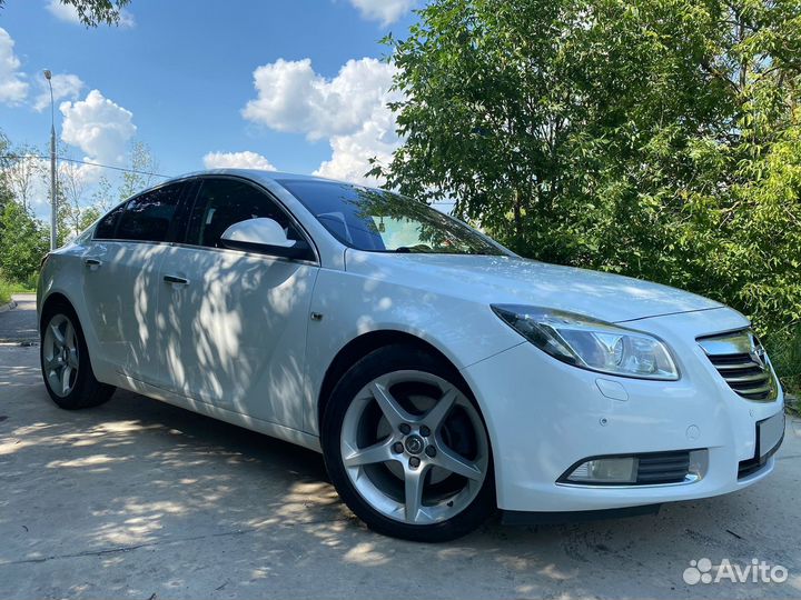 Opel Insignia 2.0 AT, 2011, 292 000 км