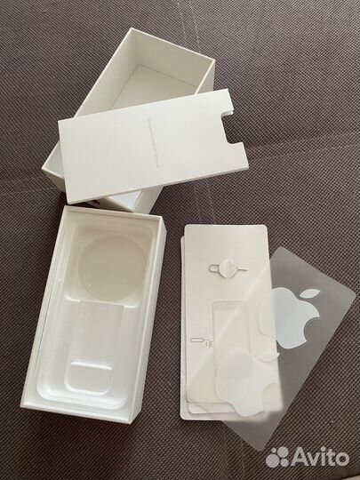 Коробка от iPhone 7