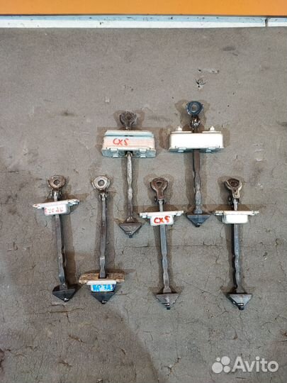 Ограничитель двери Mazda CX-5 ке