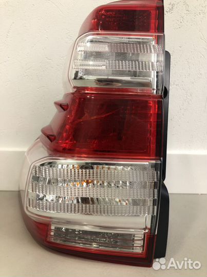 Фонарь задний левый Toyota Land Cruiser Prado 150