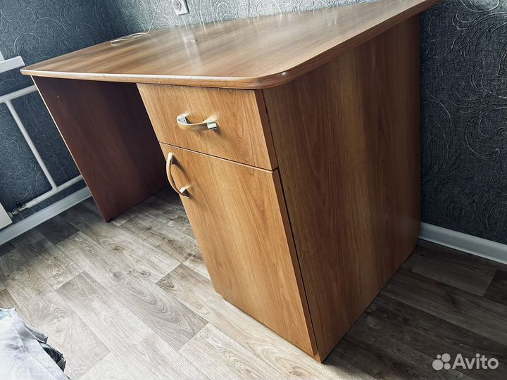 Письменный стол бу