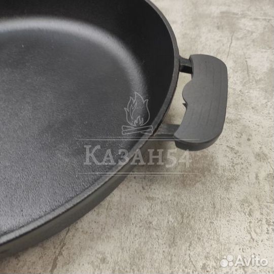 Жаровня чугунная с чугунной крышкой 32 см