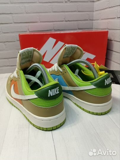 Кроссовки nike dunk low
