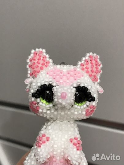 Котёнок котик из бисера амигуруми брелок