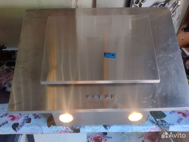 Вытяжка для кухни maunfeld