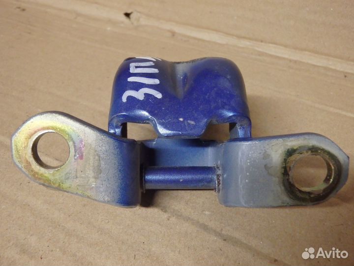 Петля двери петля задней правой Tiida Тиида 07-14