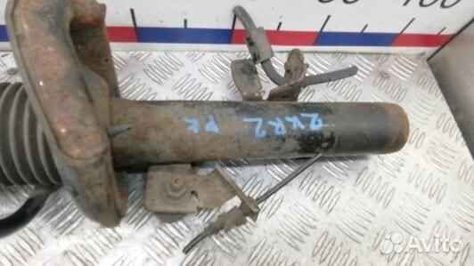 Стойка передняя правая ford focus 3 (2KR02N501)