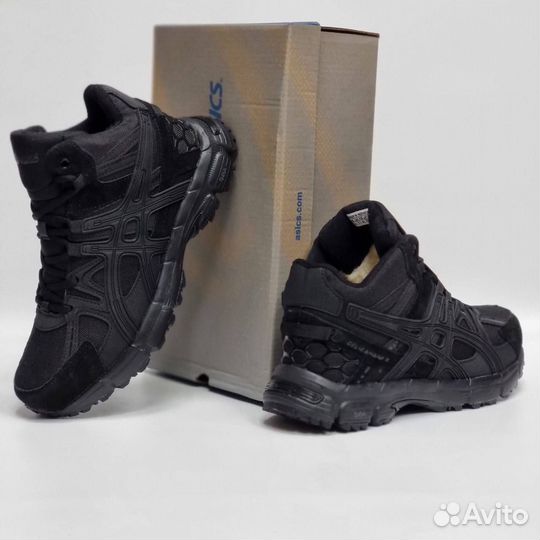 Мужские зимние кроссовки asics