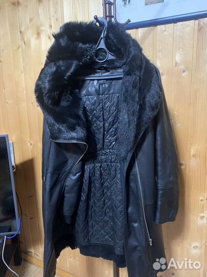 Дубленка натуральная женская с капюшоном