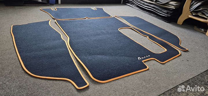 Автоковрики в багажник для газ-21-3, синие с оранж
