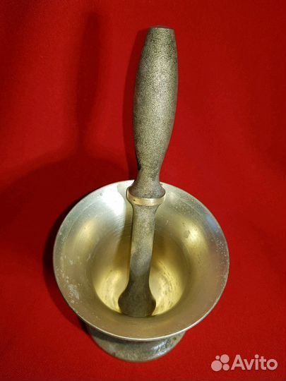 Ступка с пестиком бронза. года ссср. Высота 80 мм