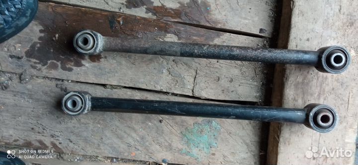 Тяга поперечная нижняя Nissan Serena