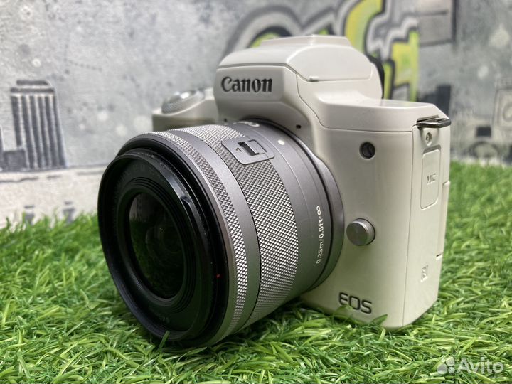 Canon M50 kit 15-45mm IS STM