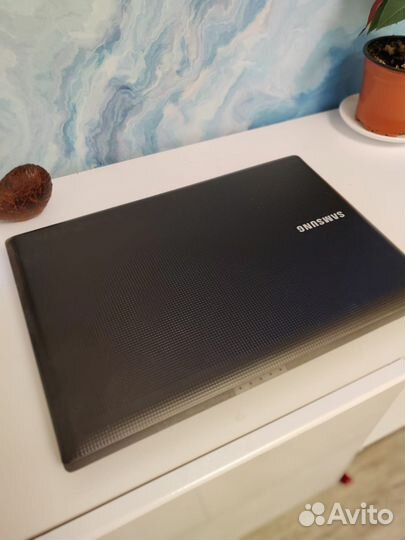 Ноутбук Samsung