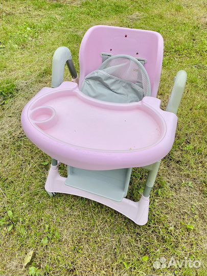Детский столик и стульчик для кормления