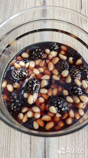 Варенье из сосновых шишек с кедровым орехом