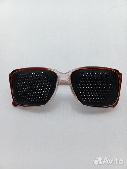 Очки перфорационные (с дырочками) тренажеры