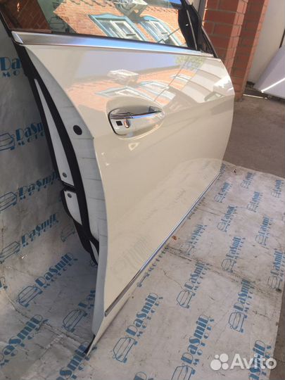 Дверь Mercedes w212