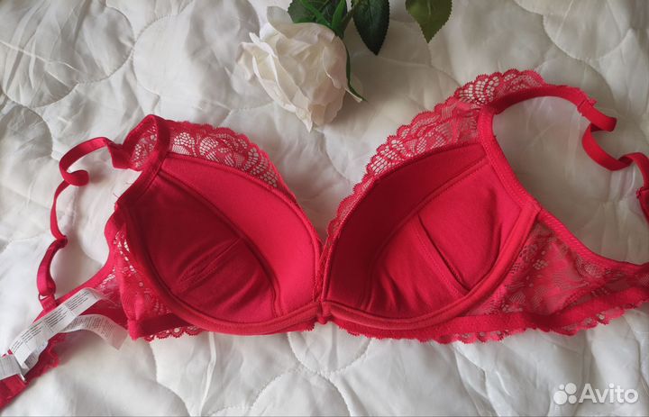 Бюстгальтер новый 75В