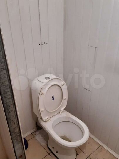 Комната 11 м² в 4-к., 1/5 эт.