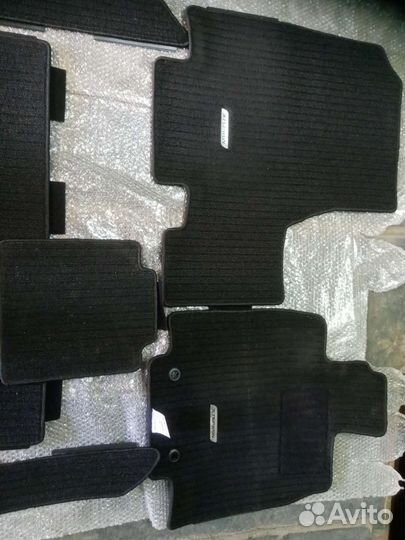 Автомобильные коврики текстильные