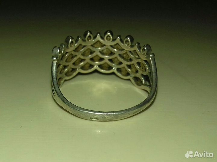 Серебряное кольцо