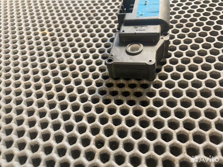 Сервопривод заслонки отопителя lifan X60