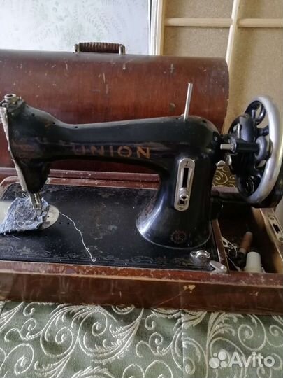 Швейная машина Подольск ручная
