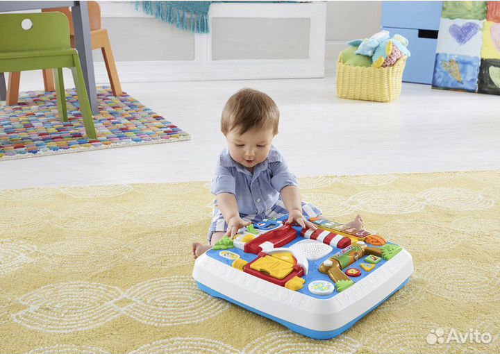 Развивающий столик Fisher Price для малыша