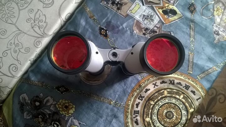 Бинокль Discovery Field 6. 10x50. 105м\1000м