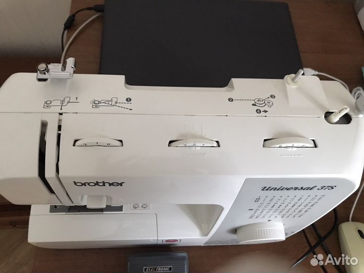 Швейная машина Brother