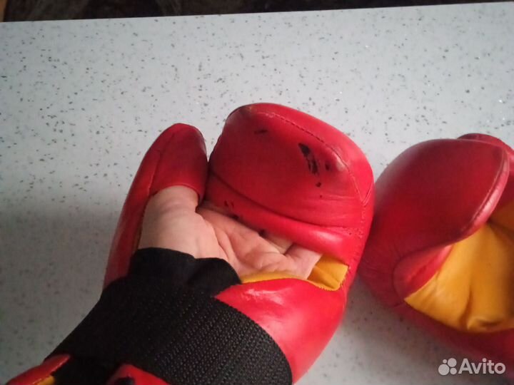 Перчатки для тхеквондо