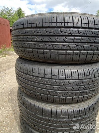 Kumho Road Venture 798 215/65 R16