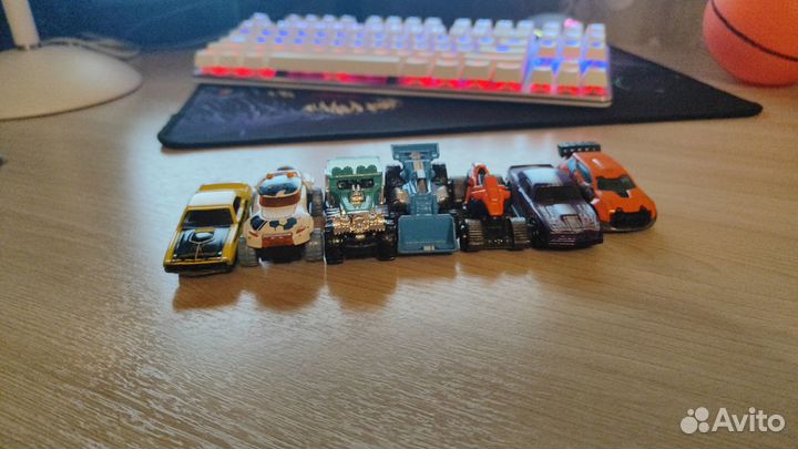 Машинки хотвилс