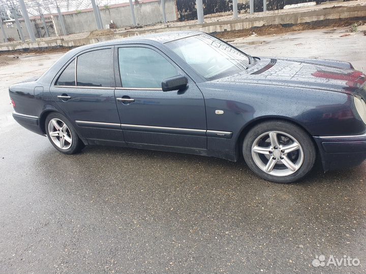 Mercedes-Benz E-класс 2.4 AT, 1998, 415 000 км