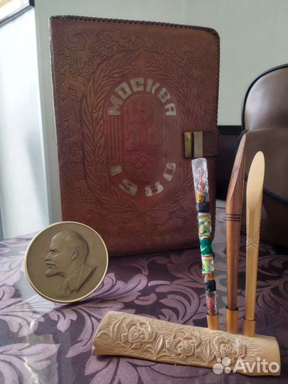 Набор СССР. Папка Олимпиада 80. Чемодан ссср.Ленин