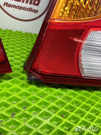 Задний фонарь логан 1