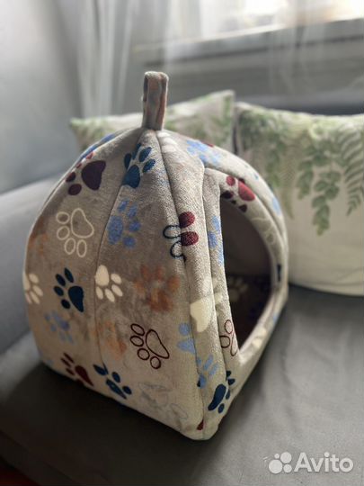 Лежанка домик для кошек и маленьких собак