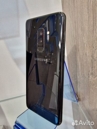 Samsung Galaxy S9 Plus 6/64Gb черный