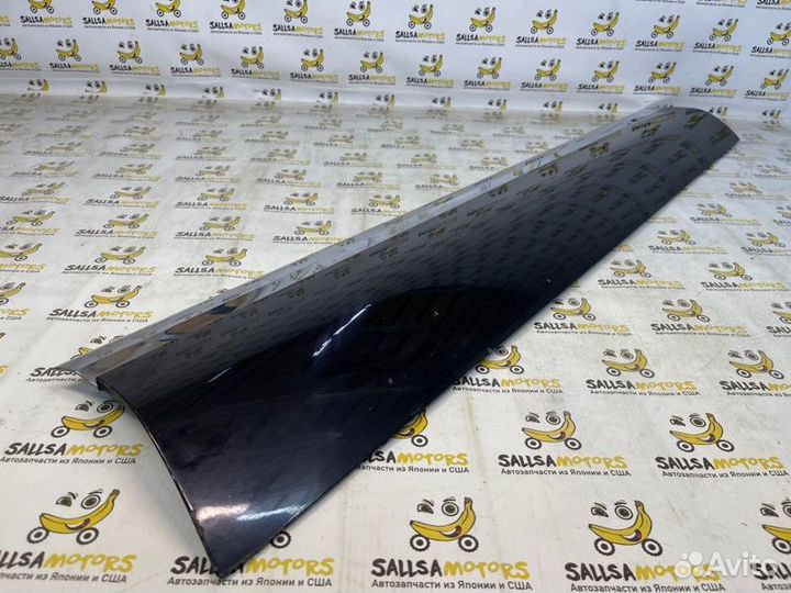 Накладка двери передняя правая Volkswagen Touareg