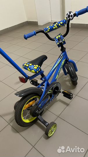 Детский велосипед Aist Pluto 12 с ручкой