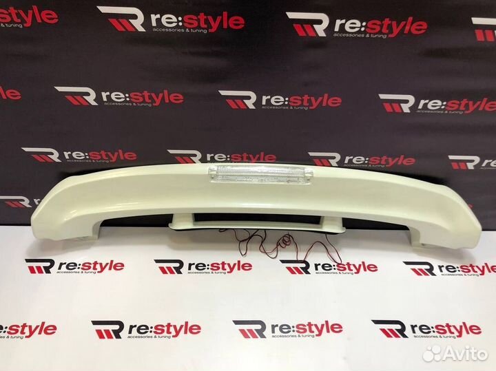 Спойлер Toyota Land Cruiser 100 T892