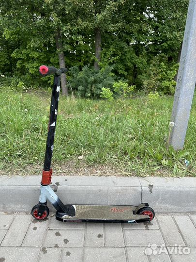 Трюковой самокат