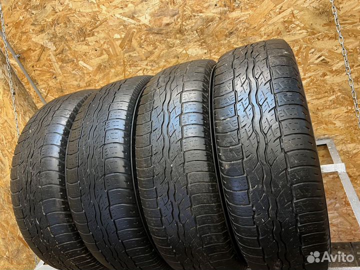 Bridgestone Dueler H/T D687 225/65 R17