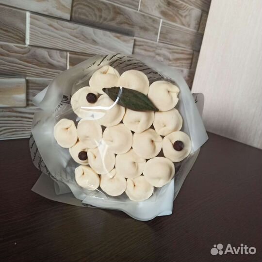 Подарок - букет шоколадных пельменей